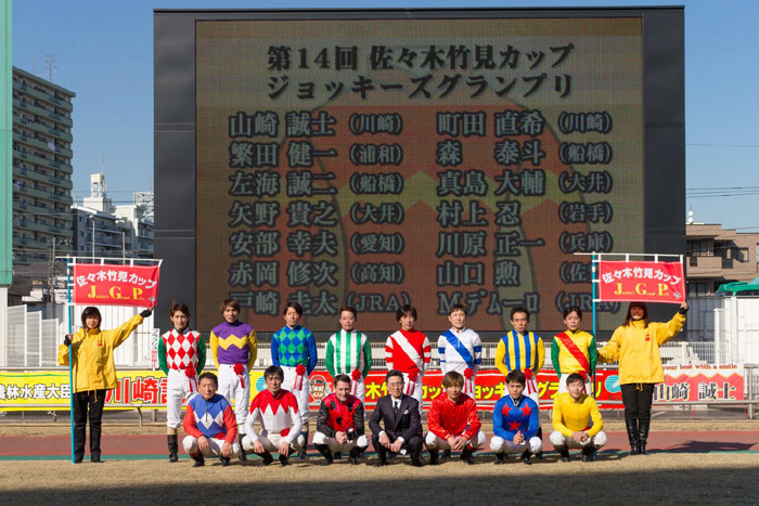 �o��R��W��